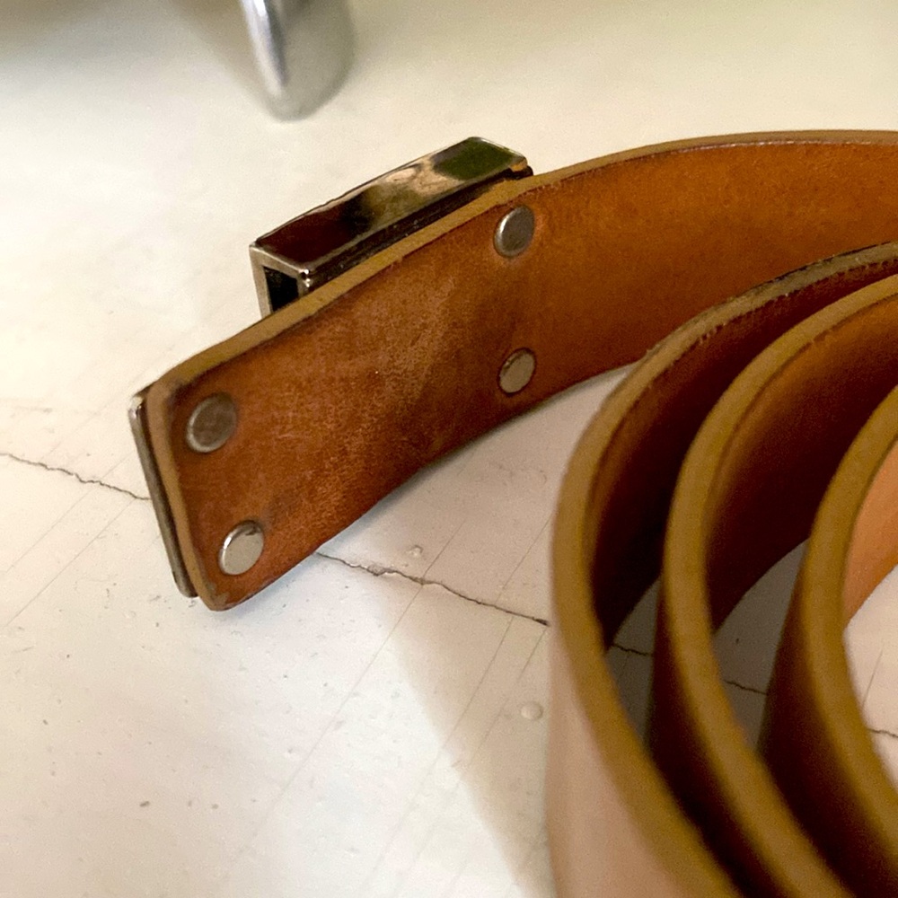 Furla leather belt. Vintage. Please see pictures. - Picture 2 of 11